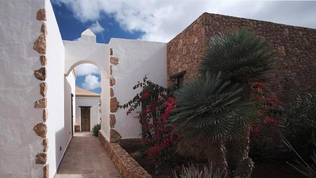 Pueblo Canario Aparthotel Los Estancos Luaran gambar