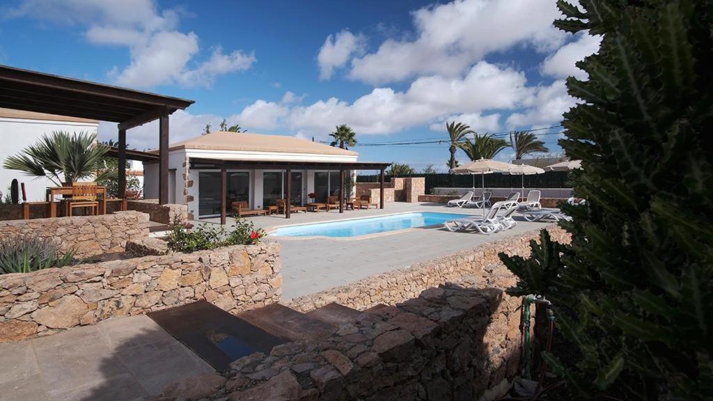 Pueblo Canario Aparthotel Los Estancos Luaran gambar