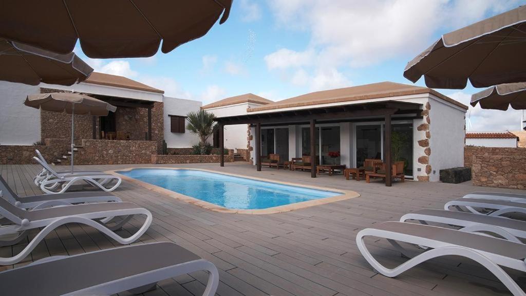 Pueblo Canario Aparthotel Los Estancos Luaran gambar